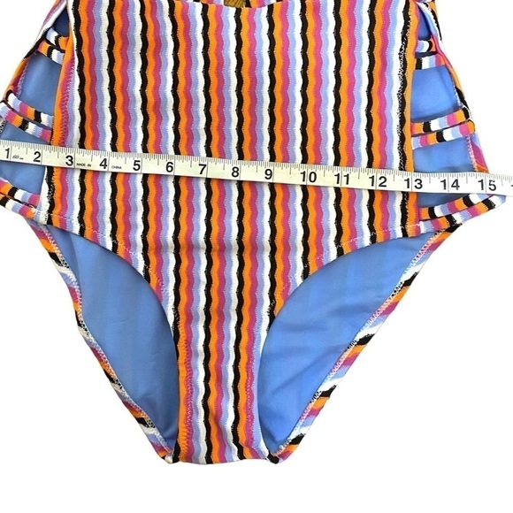 JESSICA Simpson Contemporary Got the Groove Double Strap Plunge One Piece Swim - Picture 11 of 12